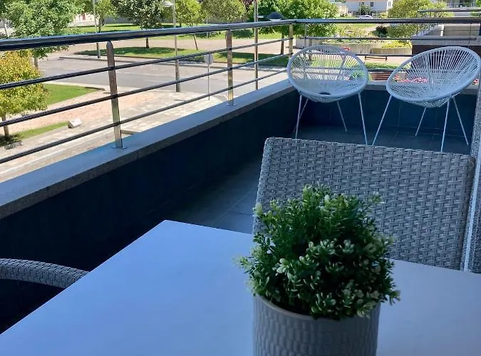 Acogedor Apartamento Con Terraza En Portonovo